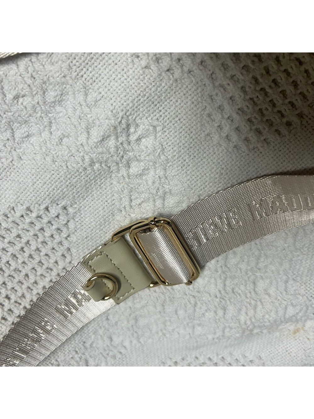 Steve Madden Cream and Gold Crossbody Purse Half Moon Shape - Picture 9 of 11